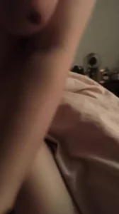 夫妻找25岁以下单男操逼（浙b）