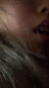 还是眼镜妹反差感爆表