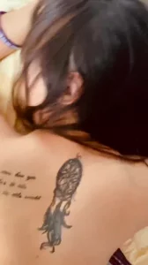 荡妇邀单男回家被爆操 直喊老公